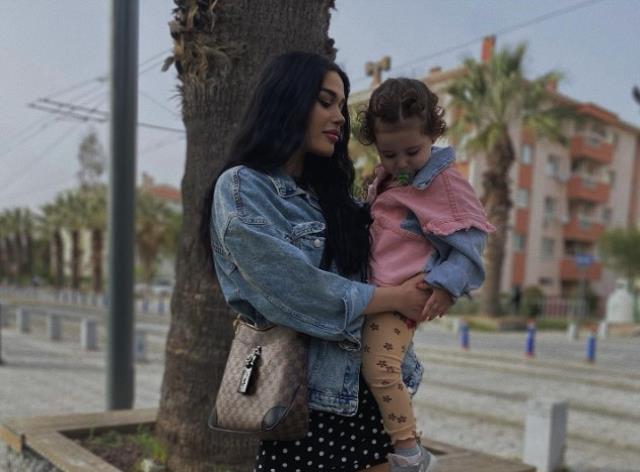 1,5 kızıyla kızının maruz kalmasına kalan Miss Turkey Gizem Koçak, karakola sığındı