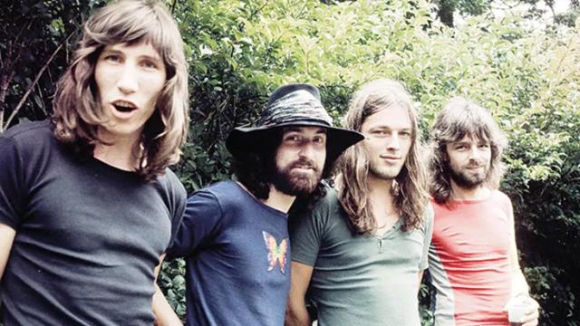 Pink Floyd 28 yıl sonra Ukrayna için 'Hey Hey Rise Up' isimli fotoğrafı çıkaracak