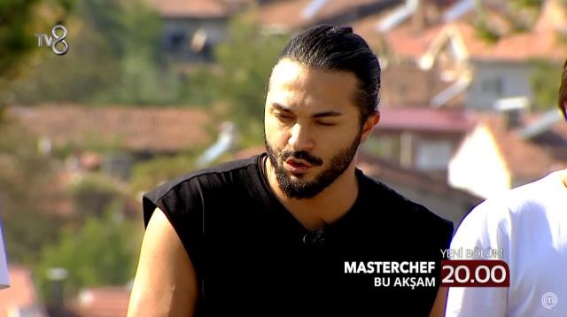 MasterChef Türkiye'de tartışma!  Mehmet Yalçınkaya'dan takım arkadaşından dilemeyen Büşra'ya tepki gösteriyor