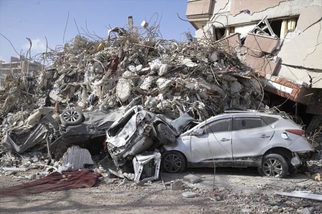 Son Dakikalar: Kahramanmaraş merkezli depremlerde hayatını kaybedenlerin sayısı 49 bin 589'a yükseldi