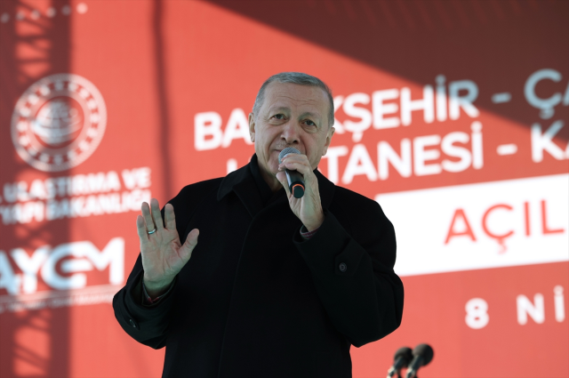 Başakşehir-Kayaşehir Metro Hattı, Cumhurbaşkanı Erdoğan'ın gelişiyle açıldı