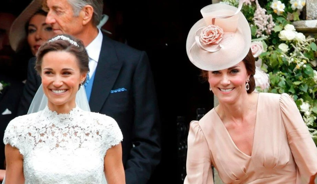 Kanserle mücadele eden Kate Middleton'a en büyük destek ailesinden geldi